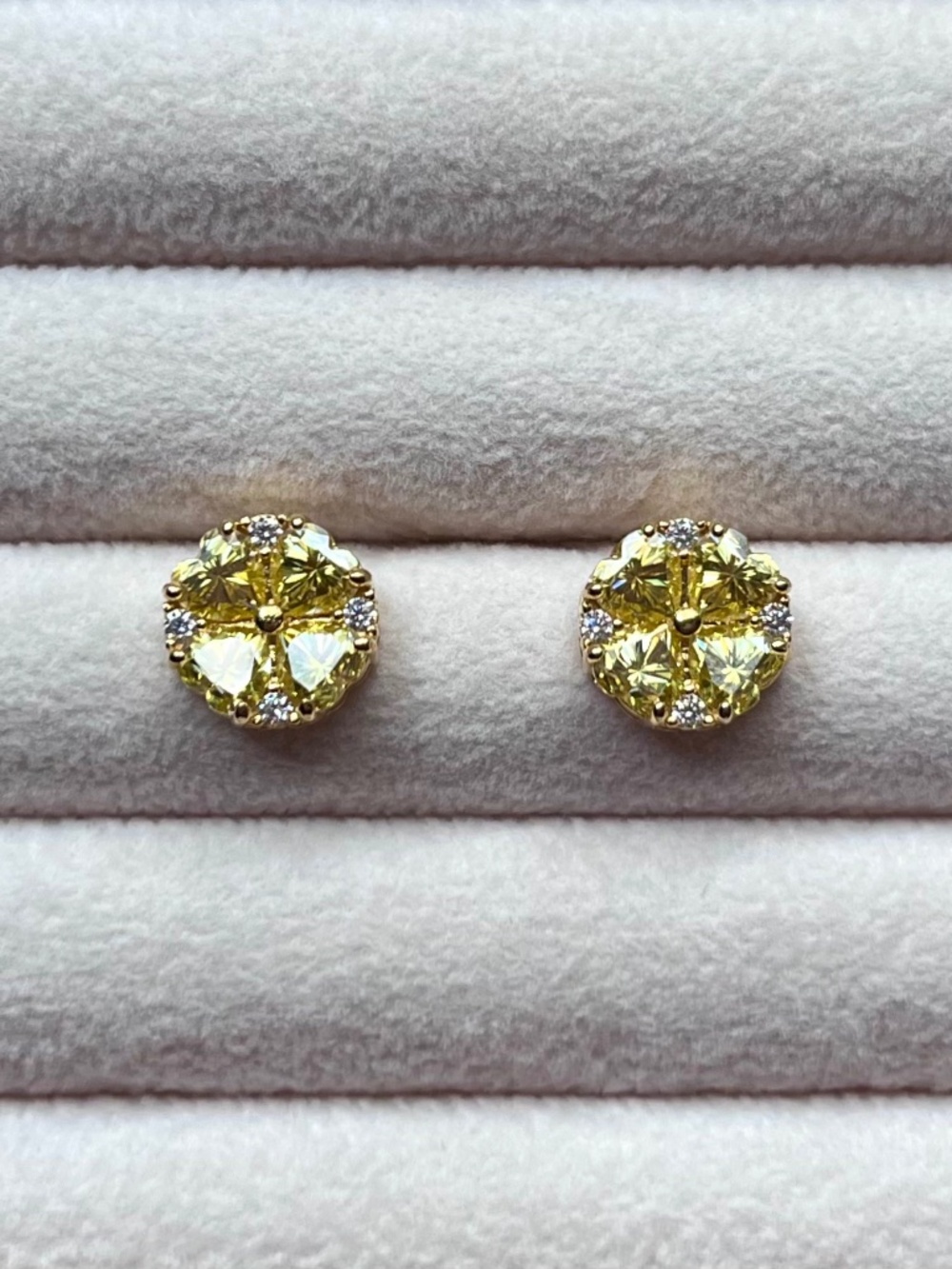 E062 | Yellow Moissanite Large Clover Studs